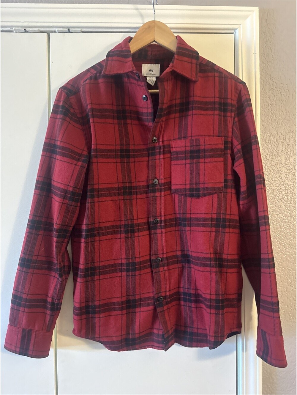 H&M Flannel Shirt Red Black Plaid Long Sleeve Button Up Size Extra Small